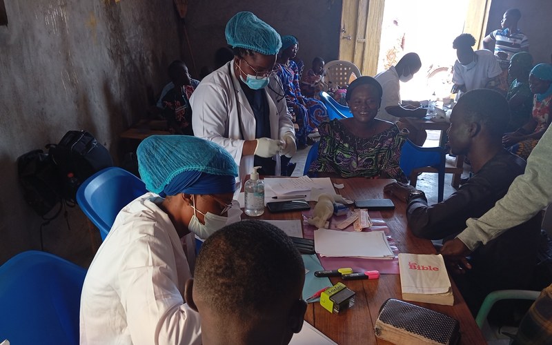 Consultation médicale foraine Gadar-Peretz — Togo